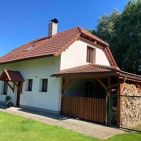 Dům U Lesa Prázdninový dům *